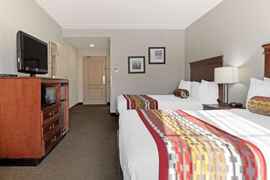 Best Western Executive Inn & Suites Wyoming Room photo