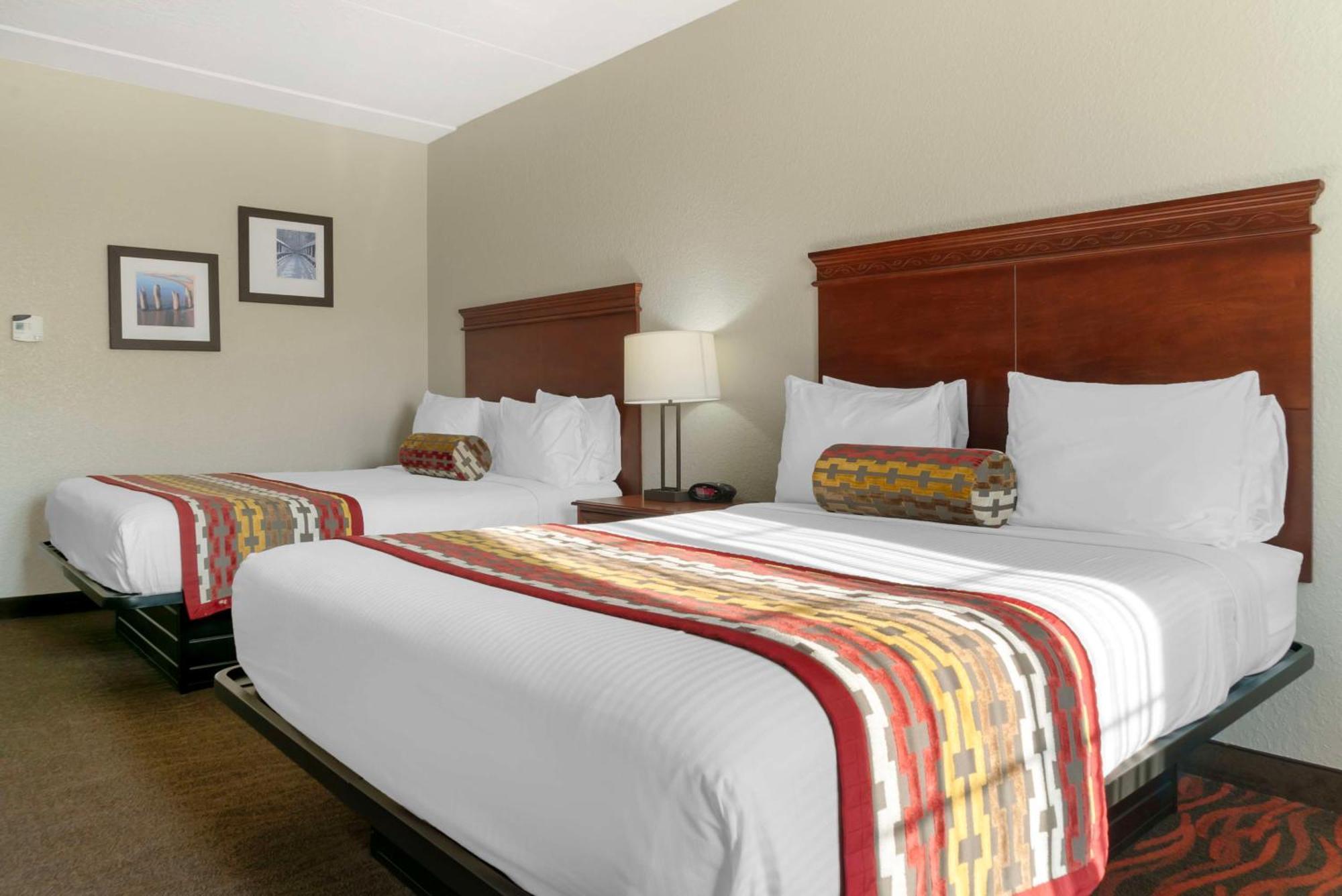 Best Western Executive Inn & Suites Wyoming Exterior photo