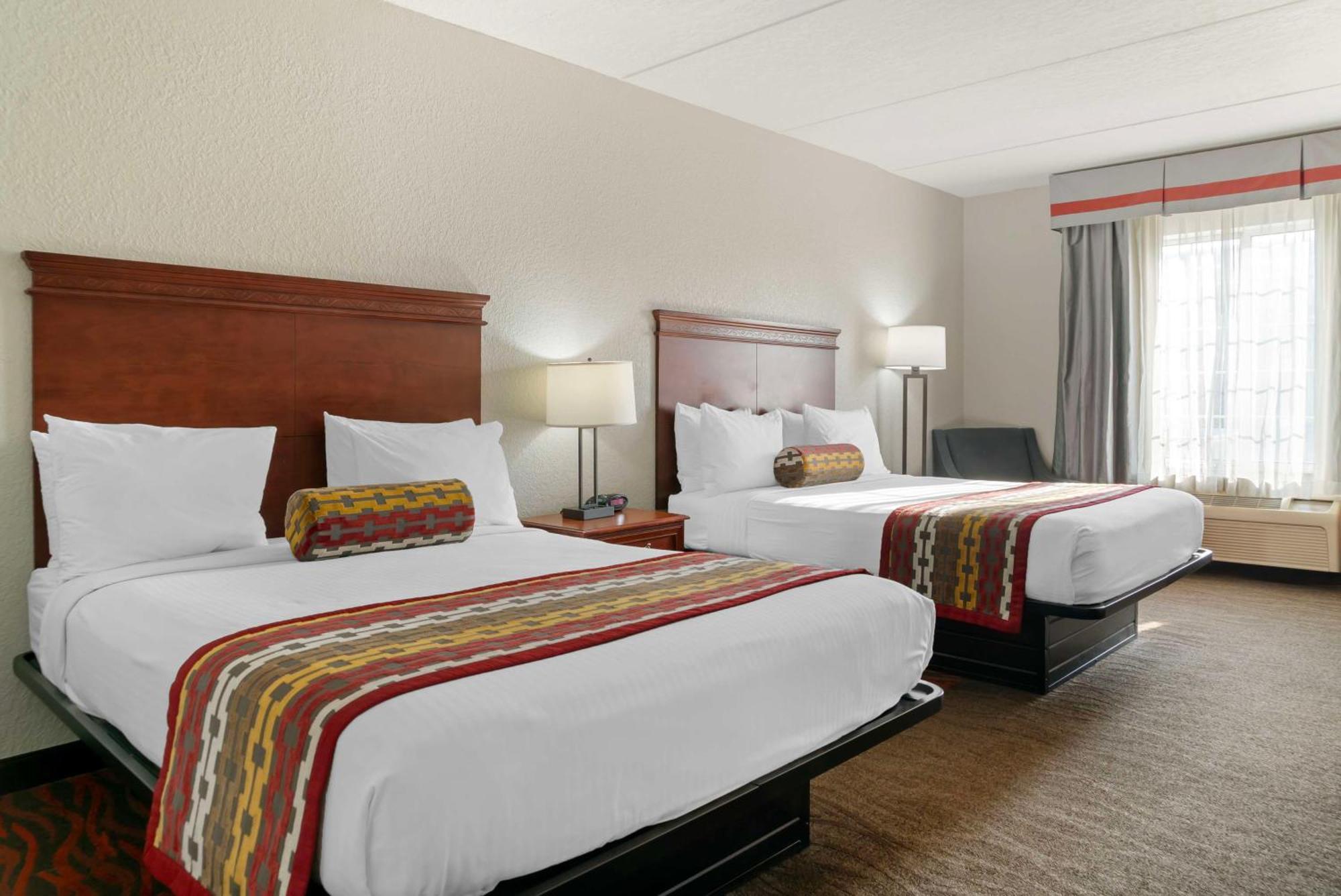 Best Western Executive Inn & Suites Wyoming Exterior photo