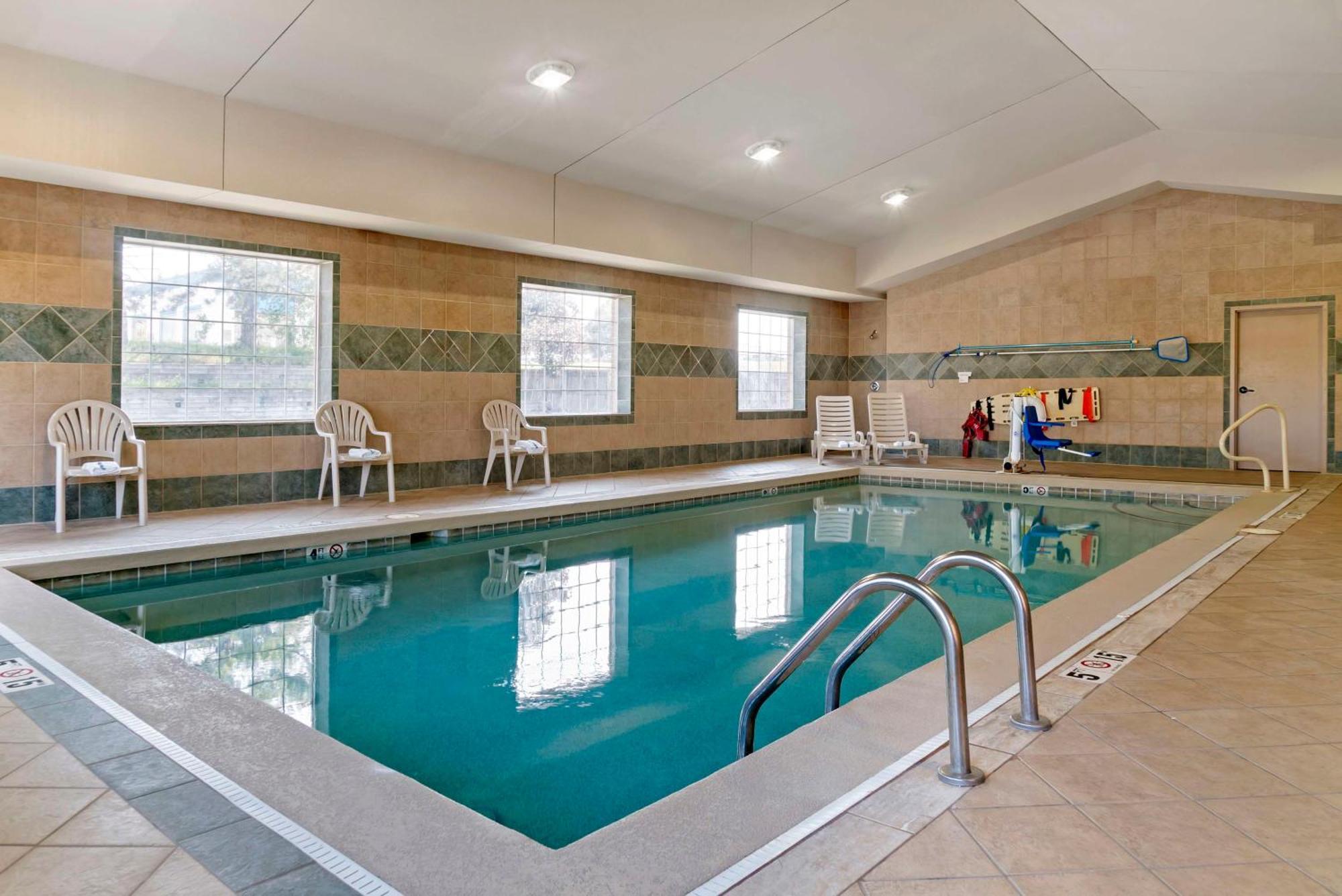 Best Western Executive Inn & Suites Wyoming Exterior photo