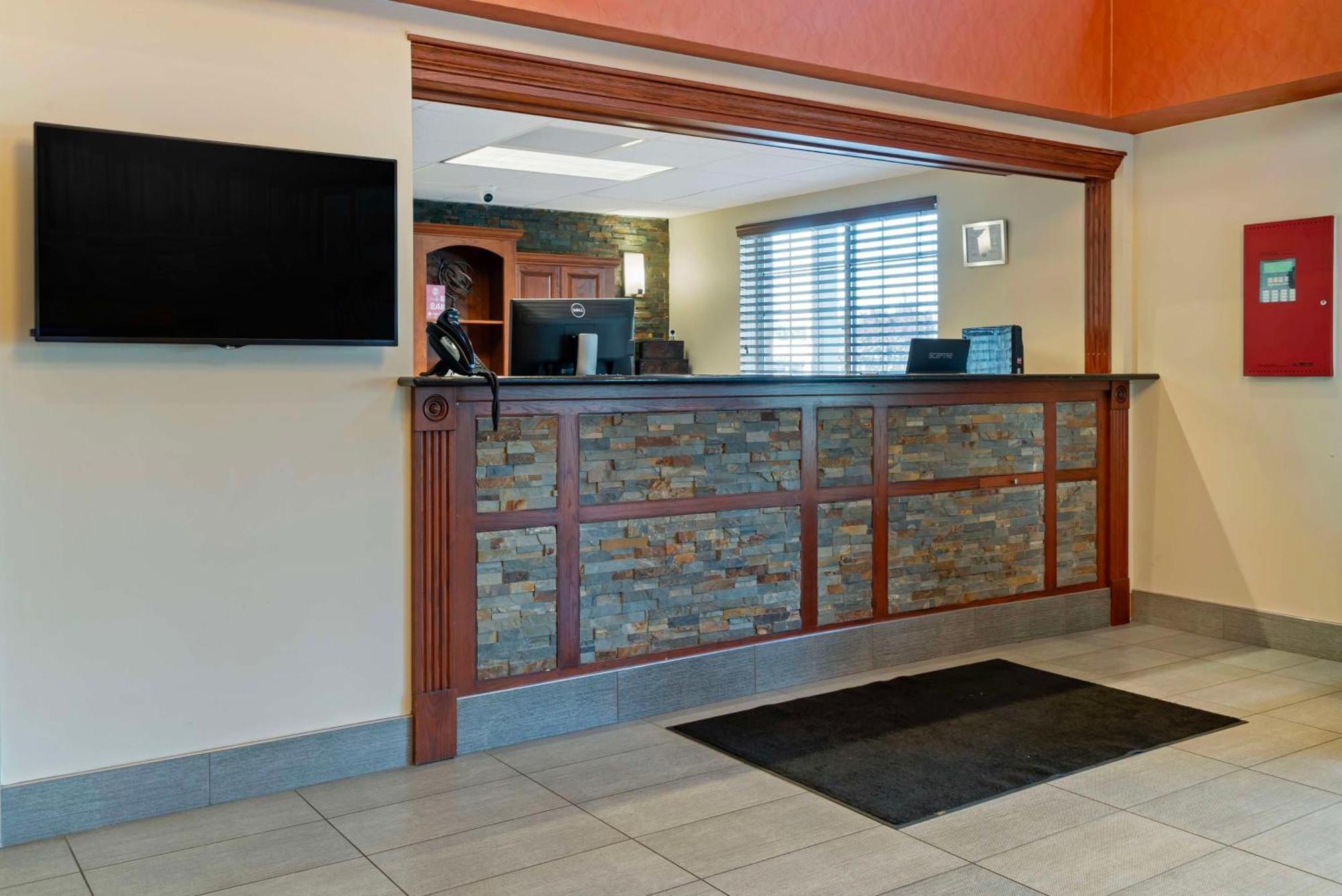 Best Western Executive Inn & Suites Wyoming Exterior photo