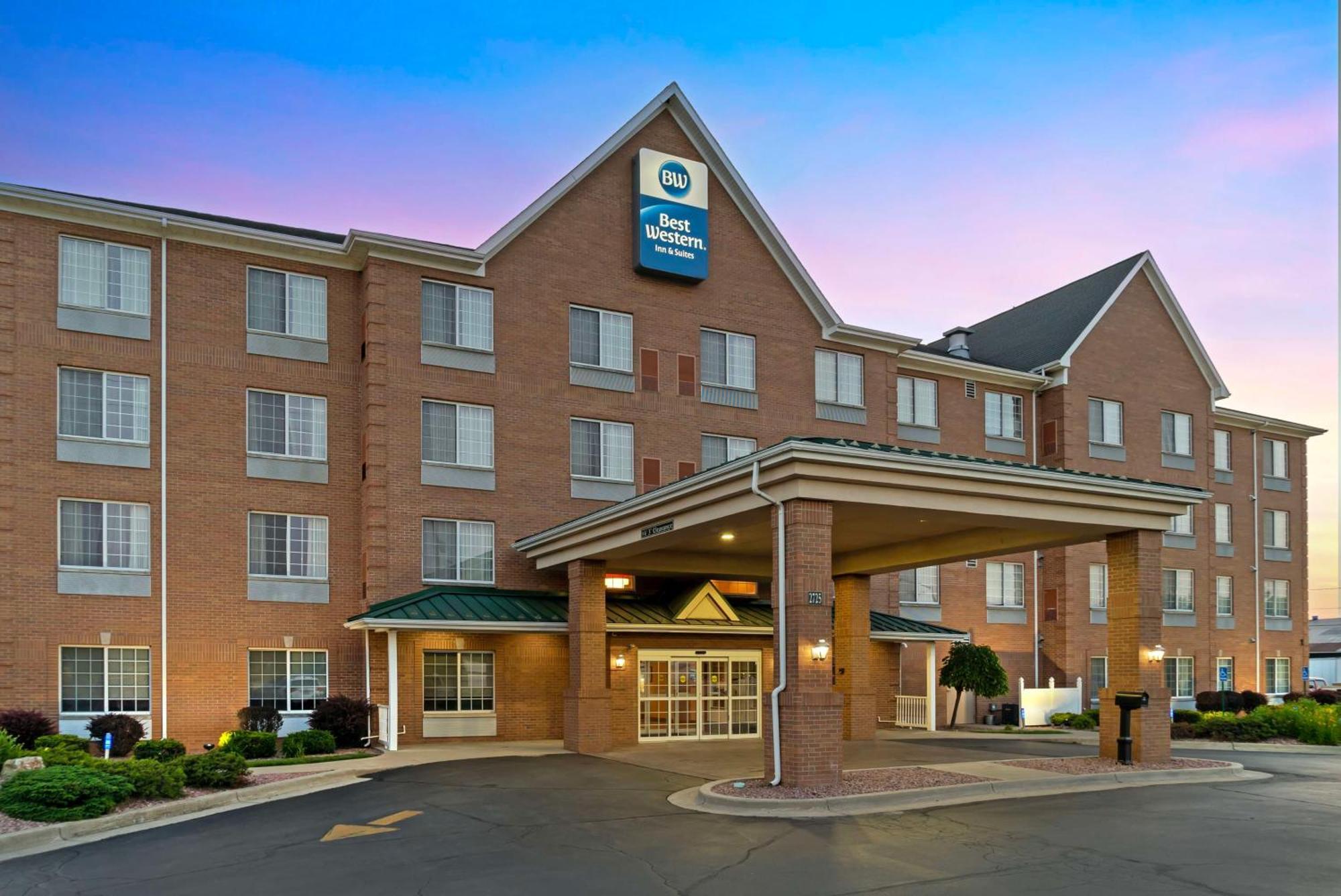 Best Western Executive Inn & Suites Wyoming Exterior photo