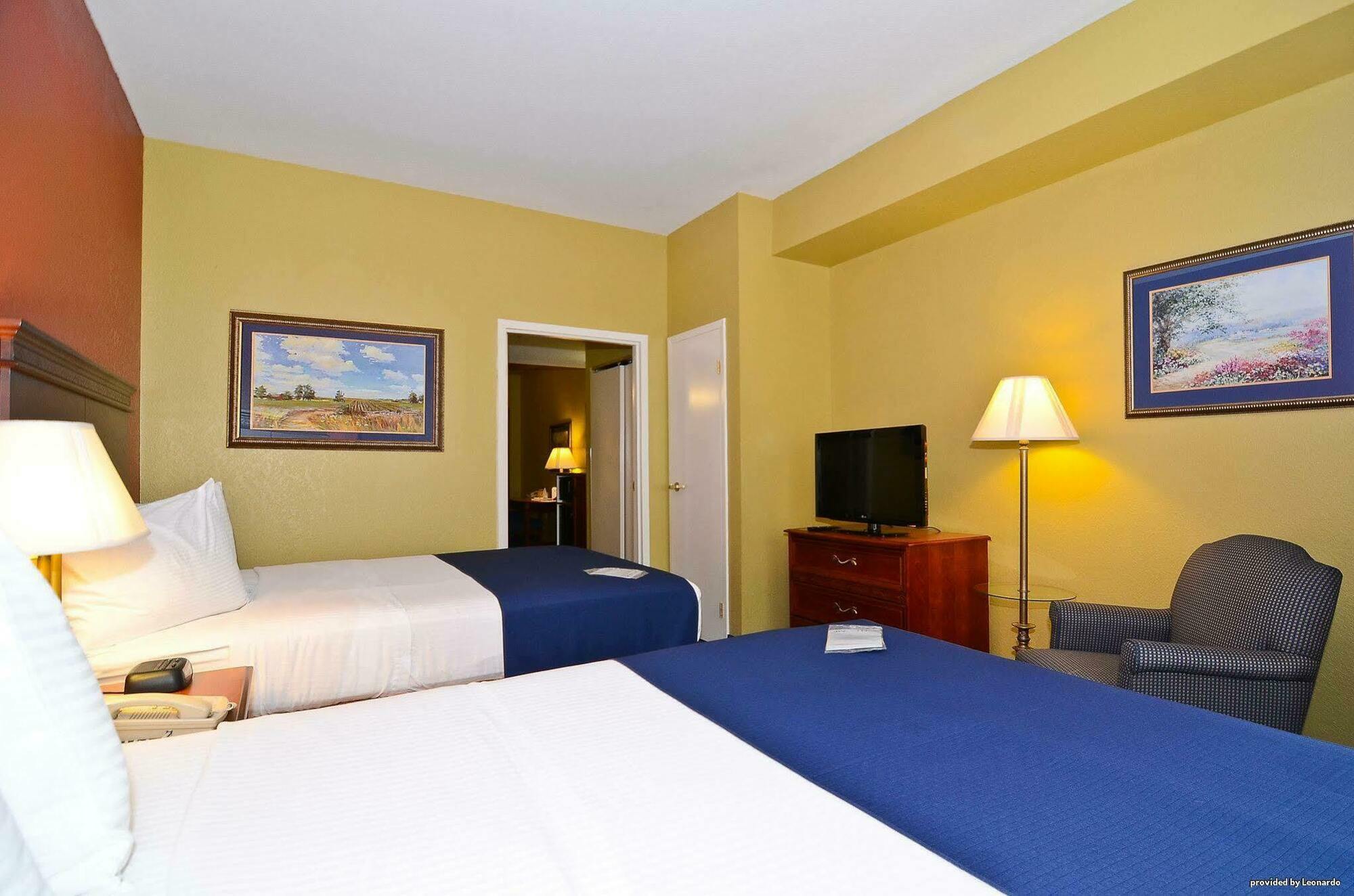 Best Western Executive Inn & Suites Wyoming Exterior photo