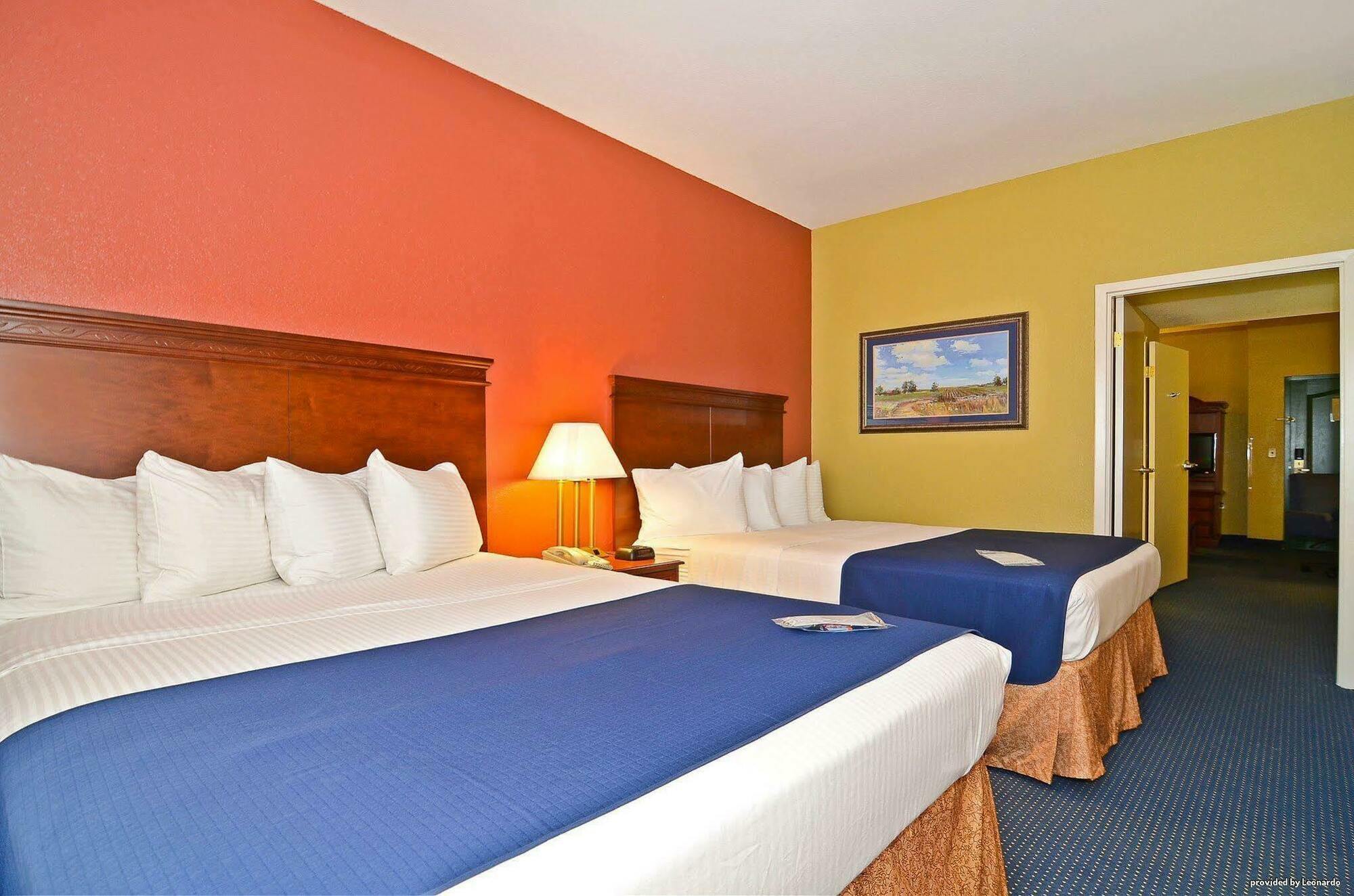 Best Western Executive Inn & Suites Wyoming Exterior photo